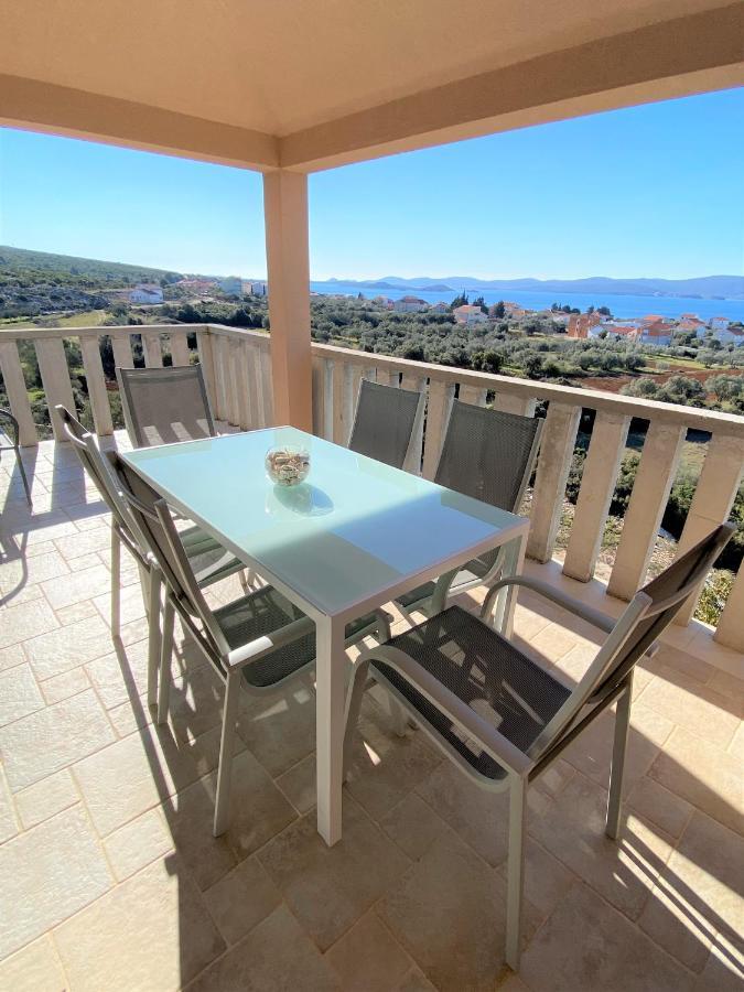 Villa Ria Свети Петър Екстериор снимка