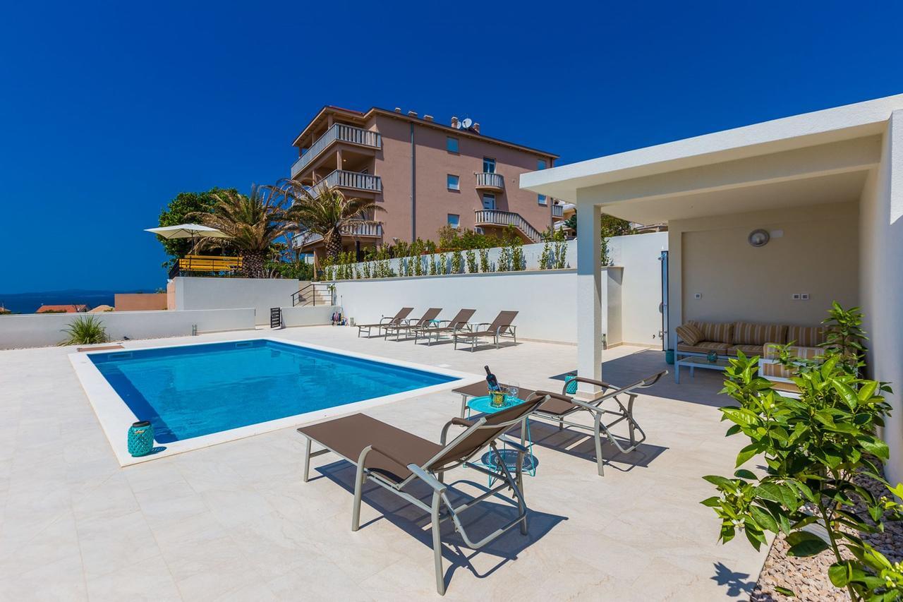 Villa Ria Свети Петър Екстериор снимка