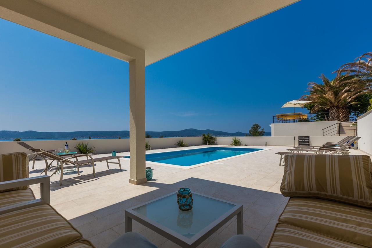 Villa Ria Свети Петър Екстериор снимка