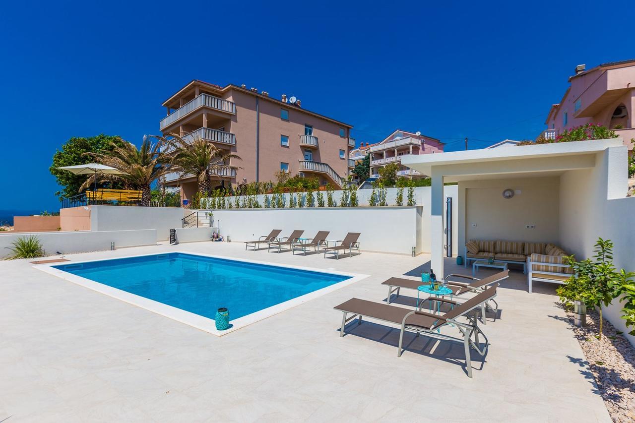 Villa Ria Свети Петър Екстериор снимка